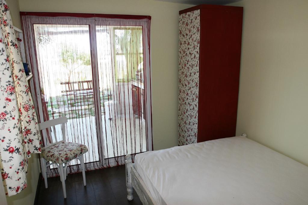 לוזנטס Bungalow "Pod Varbata" מראה חיצוני תמונה